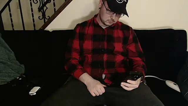 Snapshot of cmichaelxxx chatting on March 20, 5:13 am cmichaelxxx online show from March 20, 5:13 am