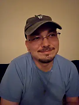 Snapshot of cmichaelxxx chatting on September 18, 12:01 am cmichaelxxx online show from September 18, 12:01 am