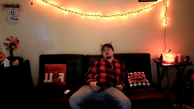 Snapshot of cmichaelxxx chatting on October 14, 1:12 pm cmichaelxxx online show from October 14, 1:12 pm