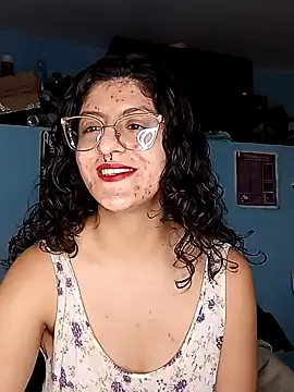 LoveElectra online show from December 31, 8:02 pm