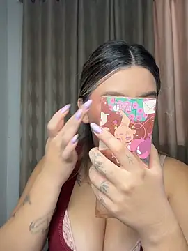 SaraBraun  online show from March 11, 8:15 pm