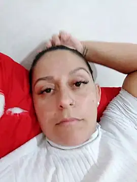 Snapshot of baixinhaloira chatting on January 23, 2:33 am baixinhaloira online show from January 23, 2:33 am