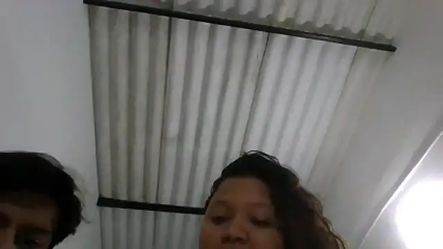 Snapshot of samy_riverss chatting on February 9, 3:54 am samy riverss online show from February 9, 3:54 am