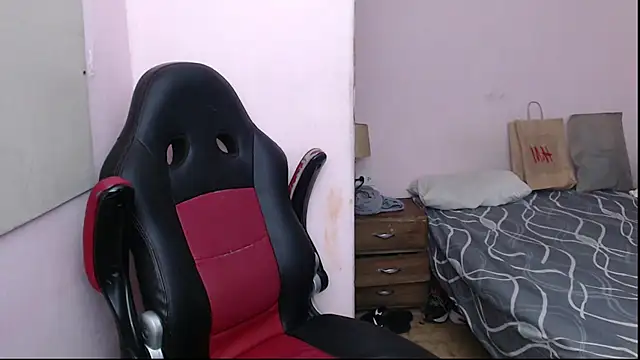 Snapshot of mr_stiven_ chatting on January 9, 3:47 am mr stiven  online show from January 9, 3:47 am