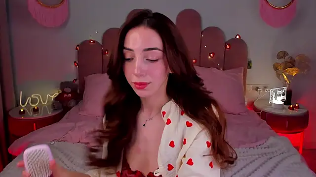 ElsaYoung online show from February 16, 12:08 am