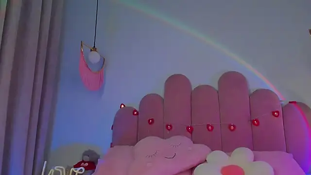 ElsaYoung online show from March 2, 2:51 am