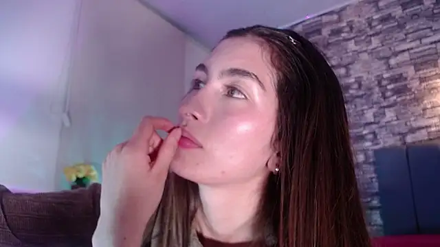 LuneObscure online show from October 29, 2:25 am