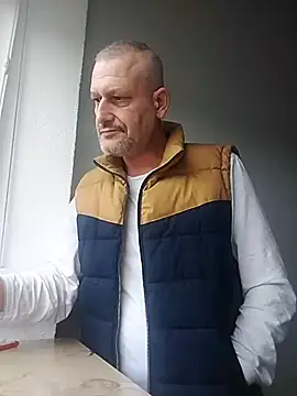 Snapshot of Husoban chatting on December 19, 9:05 am Husoban online show from December 19, 9:05 am