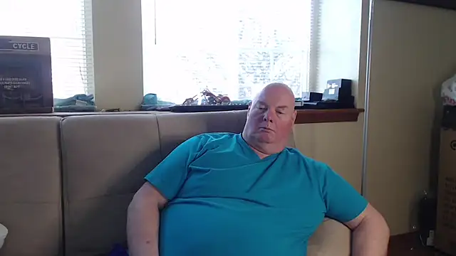 harley99574 online show from April 25, 9:45 pm