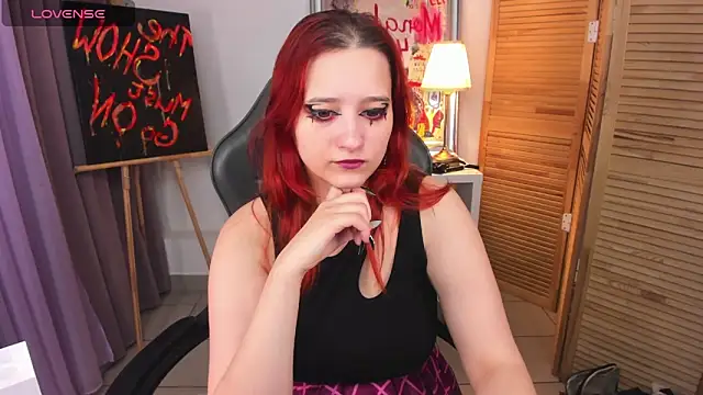 RachelPirce online show from February 9, 9:05 am