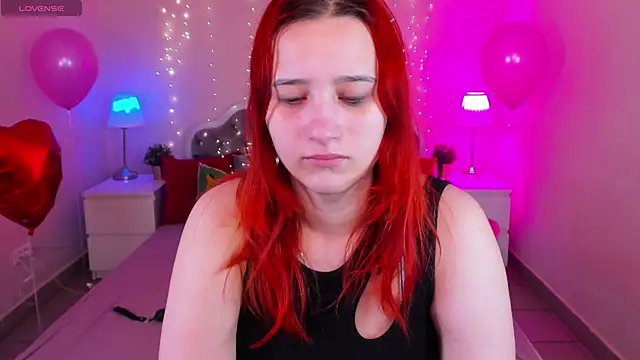 RachelPirce online show from February 11, 2:03 am