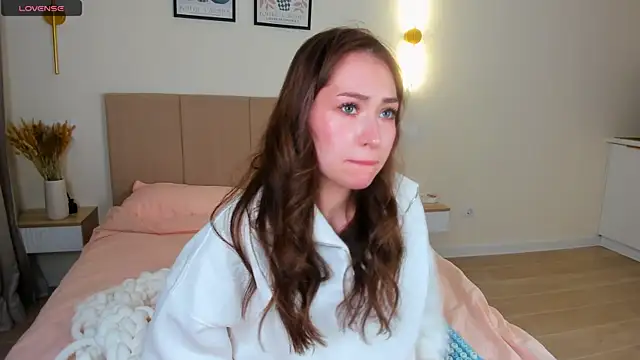 shellikeangel online show from March 7, 4:33 pm