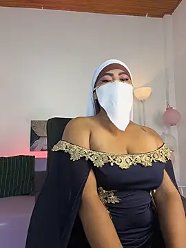 Snapshot of jazmin_anbar chatting on May 2, 10:04 pm jazmin anbar online show from May 2, 10:04 pm