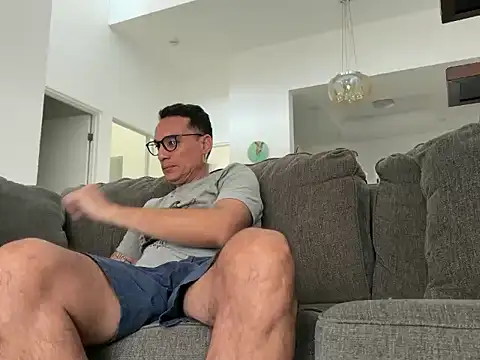 alex ruiz85 online show from September 10, 7:03 pm