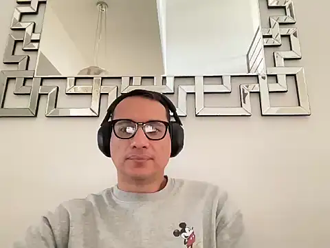 alex ruiz85 online show from February 6, 7:17 pm