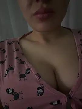 Snapshot of Gamzemm8888 chatting on January 19, 7:26 pm Gamzemm8888 online show from January 19, 7:26 pm