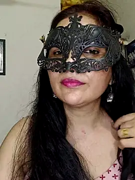 Snapshot of sexy_bhabhi69 chatting on July 13, 6:33 pm sexy bhabhi69 online show from July 13, 6:33 pm