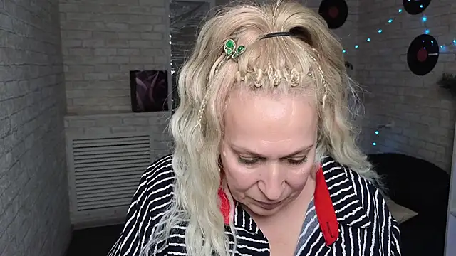 Penelope Pinky online show from January 10, 5:13 pm