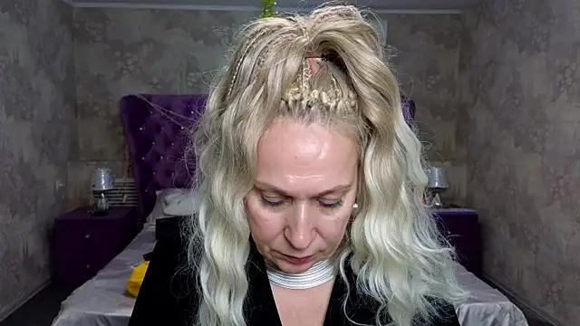 Penelope Pinky online show from January 19, 10:49 pm