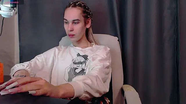 Snapshot of Cassie_Bae chatting on December 21, 1:32 pm Cassie Bae online show from December 21, 1:32 pm