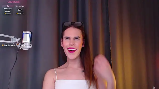 Snapshot of Cassie_Bae chatting on March 17, 9:01 am Cassie Bae online show from March 17, 9:01 am