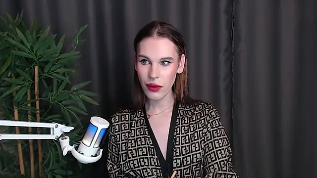 Snapshot of Cassie_Bae chatting on December 22, 9:34 pm Cassie Bae online show from December 22, 9:34 pm