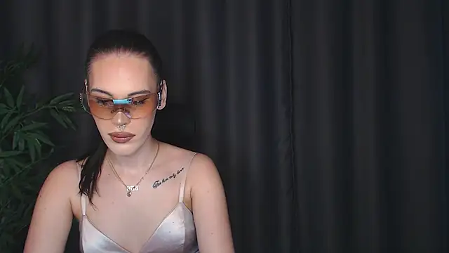 Cassie Bae online show from May 17, 1:29 pm