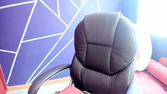 milufontier online show from January 31, 6:57 pm