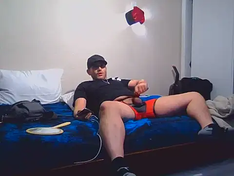 Snapshot of papittochulito chatting on December 18, 1:37 am papittochulito online show from December 18, 1:37 am