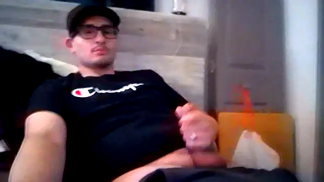 Snapshot of papittochulito chatting on December 17, 11:55 pm papittochulito online show from December 17, 11:55 pm