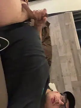 Snapshot of papittochulito chatting on December 22, 10:45 am papittochulito online show from December 22, 10:45 am