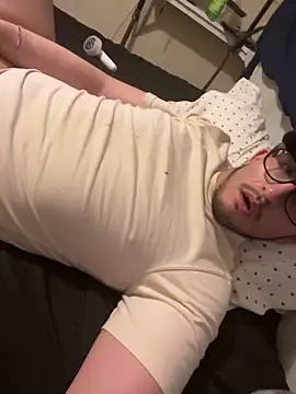 Snapshot of papittochulito chatting on February 3, 1:05 pm papittochulito online show from February 3, 1:05 pm