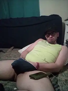 Snapshot of papittochulito chatting on February 6, 3:37 pm papittochulito online show from February 6, 3:37 pm