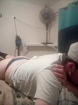 Snapshot of papittochulito chatting on February 17, 1:02 am papittochulito online show from February 17, 1:02 am