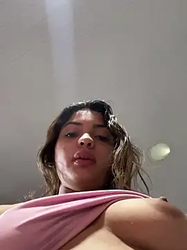 Nicollygriu online show from June 3, 2:44 pm