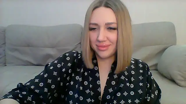 VickyLove047 online show from January 4, 6:30 am