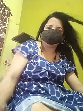 Snapshot of hornycoupleJandS chatting on June 27, 12:33 pm hornycoupleJandS online show from June 27, 12:33 pm