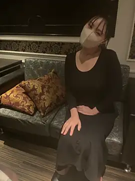 Snapshot of oji_oji123 chatting on January 18, 1:18 pm oji oji123 online show from January 18, 1:18 pm