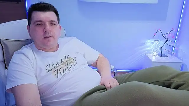 Snapshot of JasonJacks chatting on April 27, 3:59 am JasonJacks online show from April 27, 3:59 am