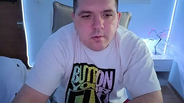 Snapshot of JasonJacks chatting on May 21, 4:30 am JasonJacks online show from May 21, 4:30 am