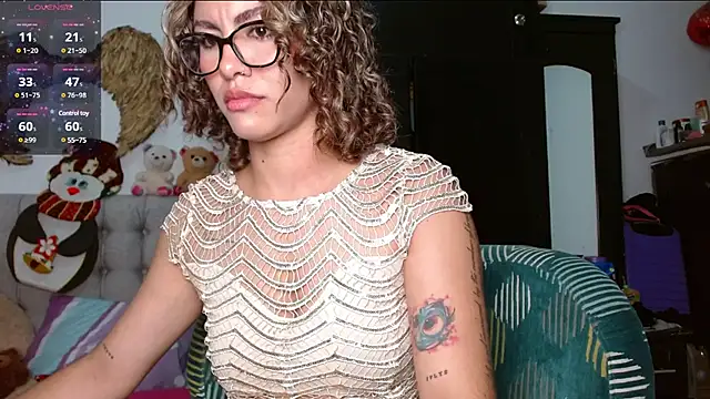 Snapshot of Sexy_Lia_ chatting on February 7, 5:10 am Sexy Lia  online show from February 7, 5:10 am