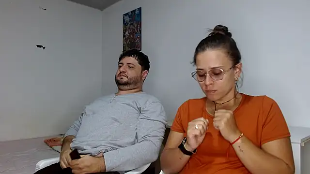 Snapshot of Paloma_Desire chatting on March 17, 7:04 pm Paloma Desire online show from March 17, 7:04 pm