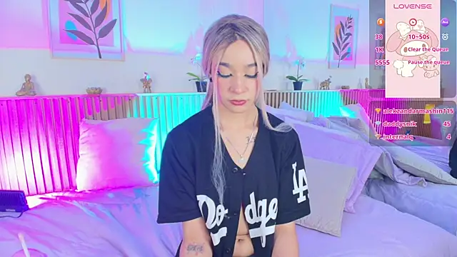 Snapshot of EmmaJhonnsson chatting on March 19, 2:59 am EmmaJhonnsson online show from March 19, 2:59 am