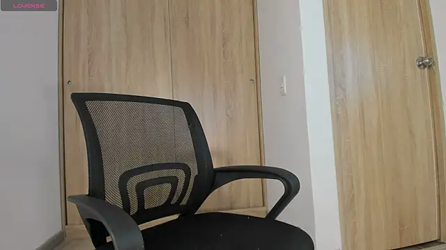 lucas wellx online show from April 15, 3:02 am