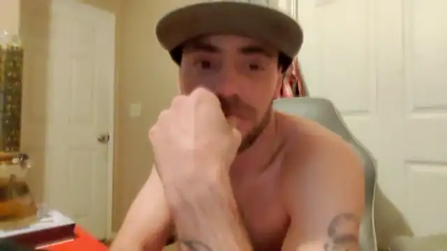 Huntzg23 online show from March 5, 6:31 am