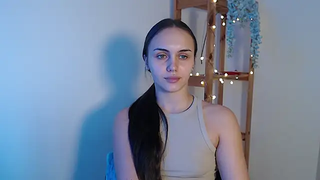 Snapshot of IrinaShayk18 chatting on February 1, 12:37 pm IrinaShayk18 online show from February 1, 12:37 pm