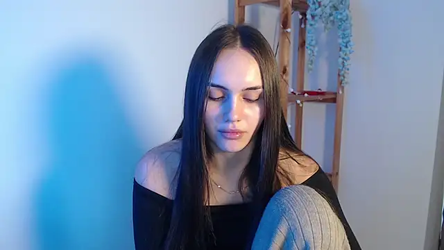 Snapshot of IrinaShayk18 chatting on February 5, 12:49 pm IrinaShayk18 online show from February 5, 12:49 pm