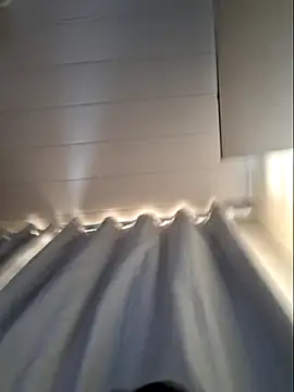 Leinad27 online show from February 4, 4:02 pm