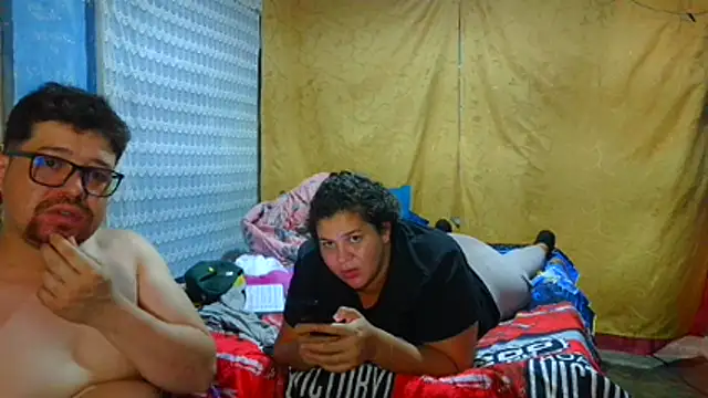 Snapshot of pecadodulce123 chatting on May 16, 9:13 pm pecadodulce123 online show from May 16, 9:13 pm