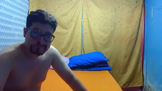 Snapshot of pecadodulce123 chatting on June 4, 6:36 pm pecadodulce123 online show from June 4, 6:36 pm
